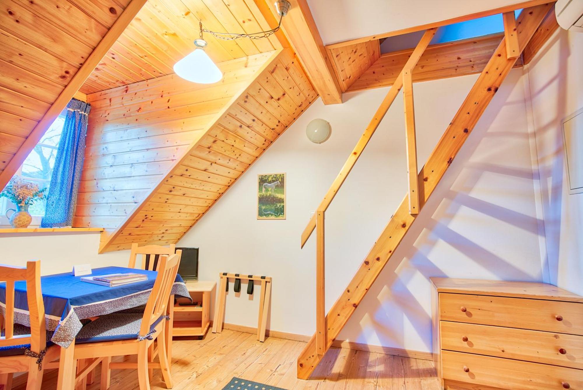 Apartman-Hotel Jitravsky Dvorec Rynoltice Kültér fotó